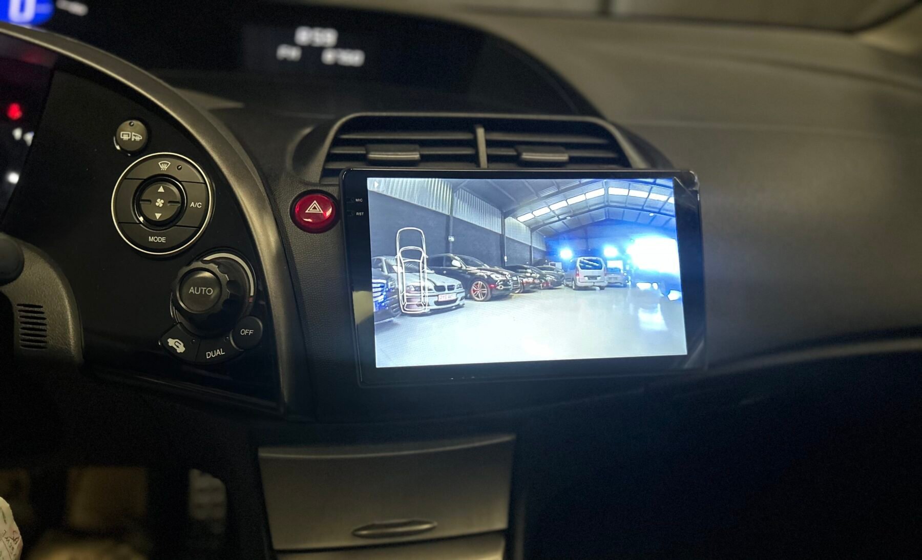 HONDA Civic 1.8 iVTEC Executive 