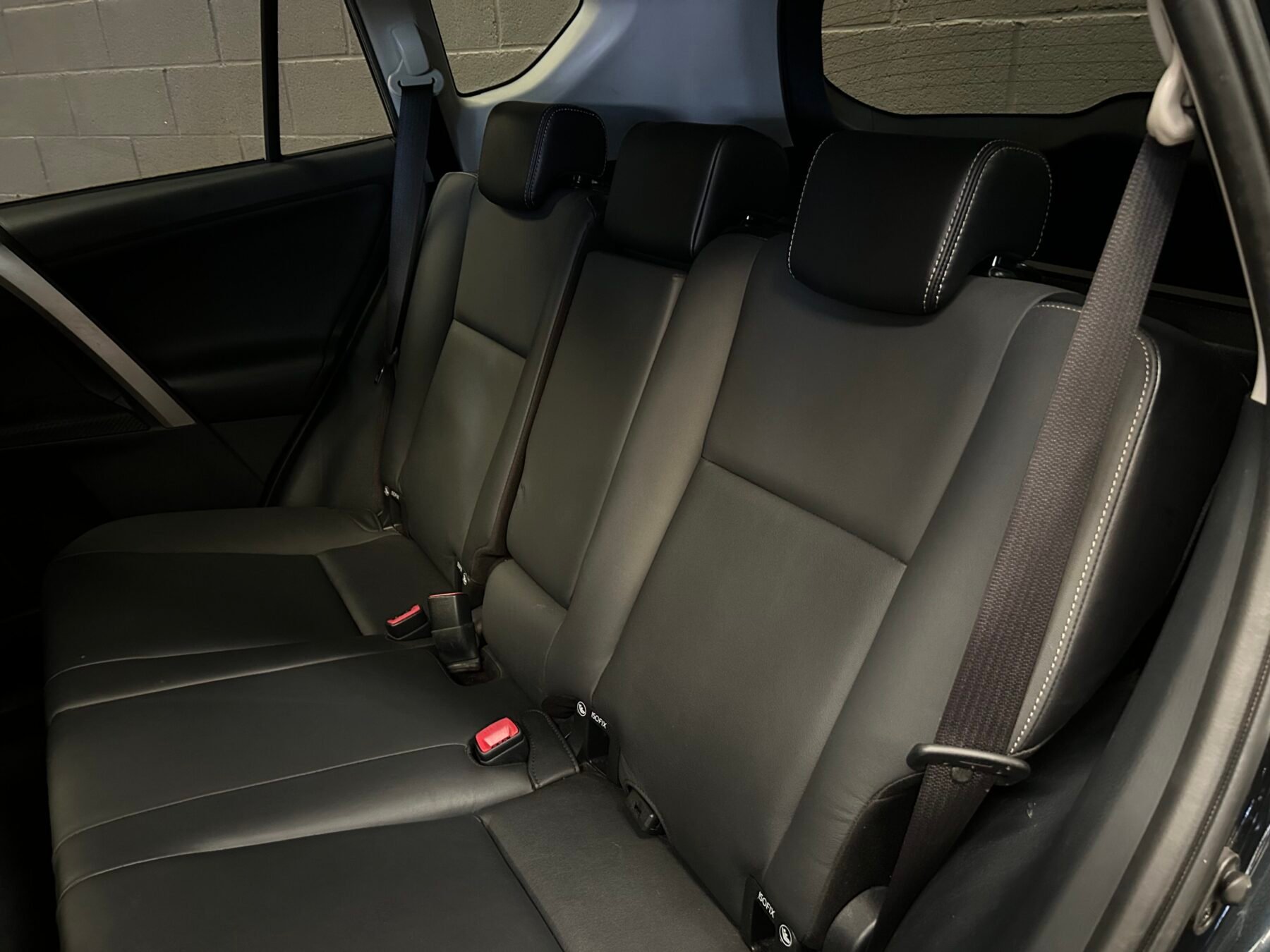 TOYOTA Rav4 2.2 D-4D Executive 