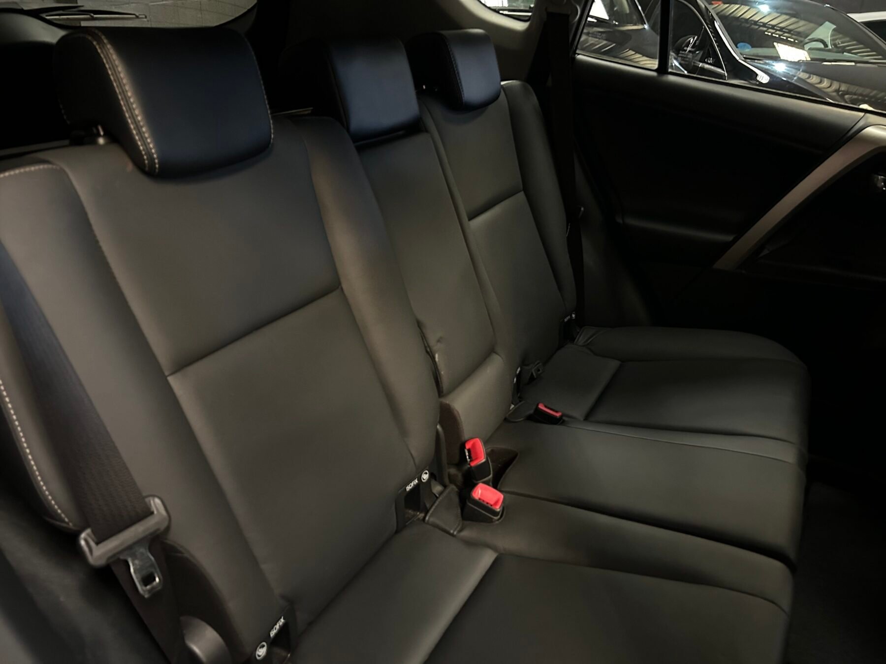 TOYOTA Rav4 2.2 D-4D Executive 