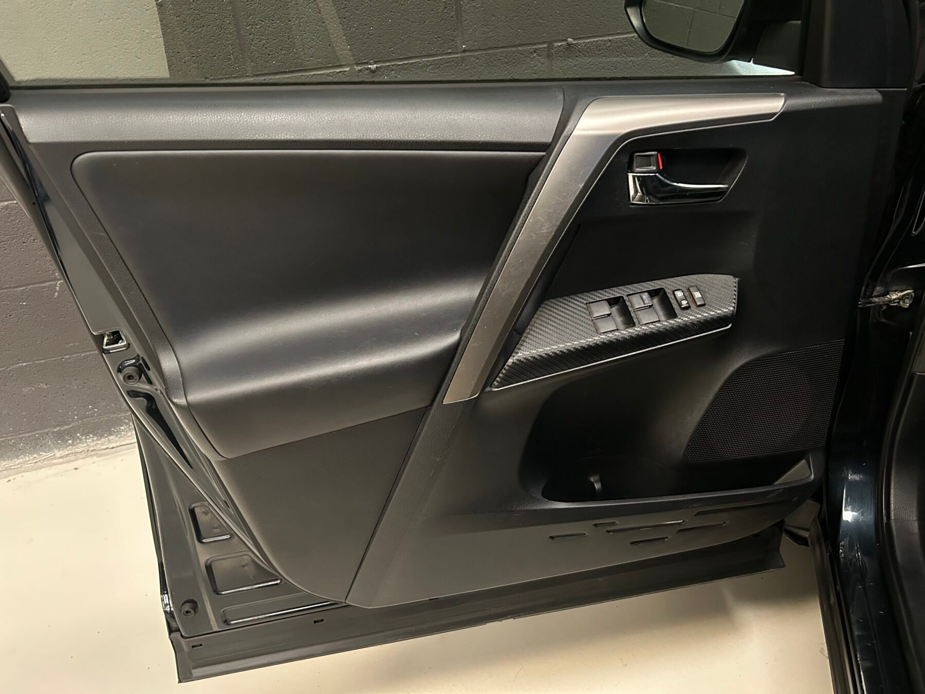 TOYOTA Rav4 2.2 D-4D Executive 