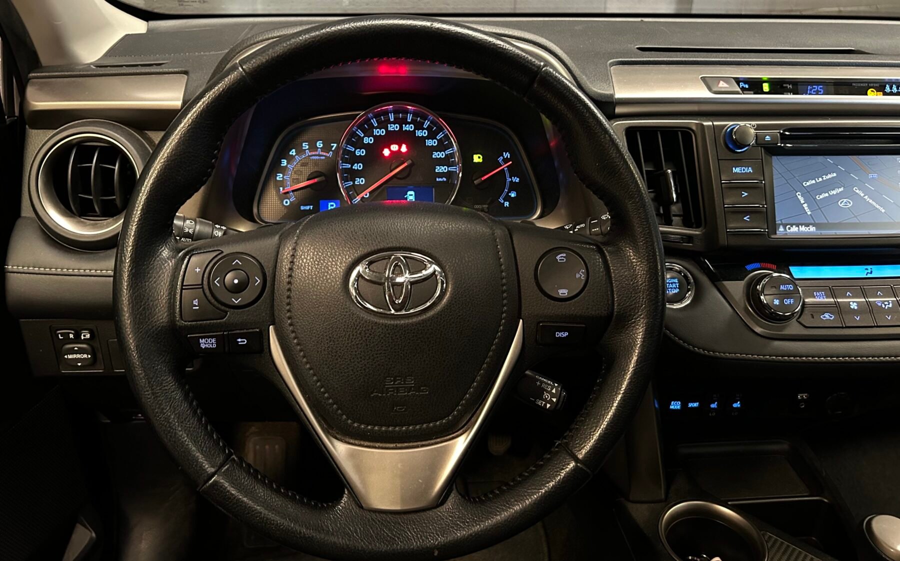 TOYOTA Rav4 2.2 D-4D Executive 