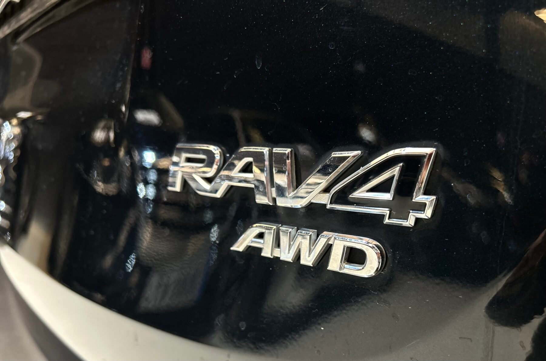 TOYOTA Rav4 2.2 D-4D Executive 