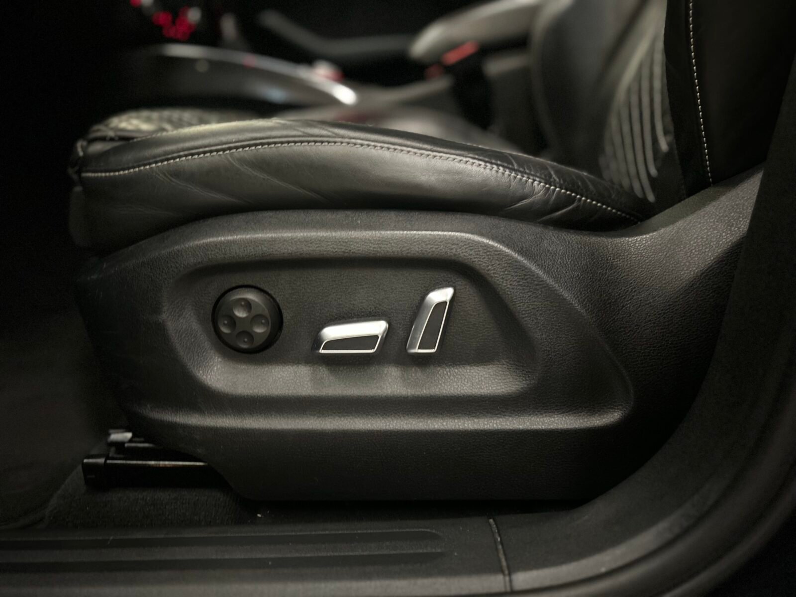 AUDI SQ5 3.0 TDI quattro tiptronic