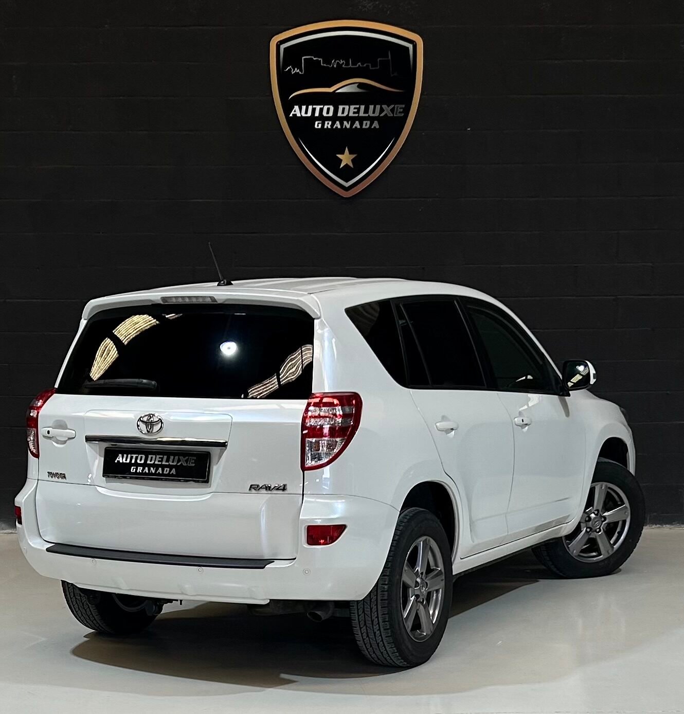 TOYOTA Rav4 2.2 D-4-D Active 