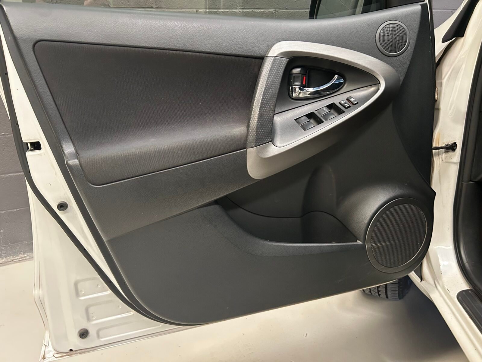 TOYOTA Rav4 2.2 D-4-D Active 