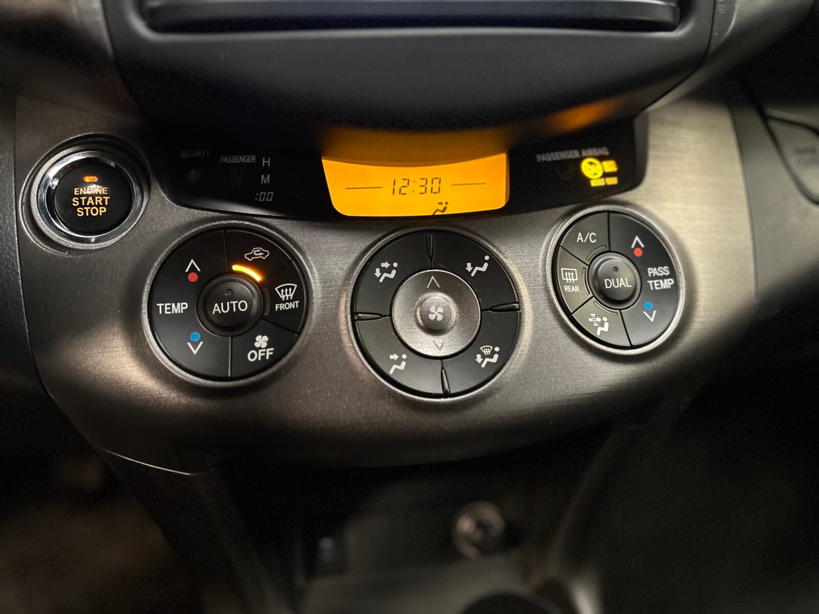 TOYOTA Rav4 2.2 D-4-D Active 