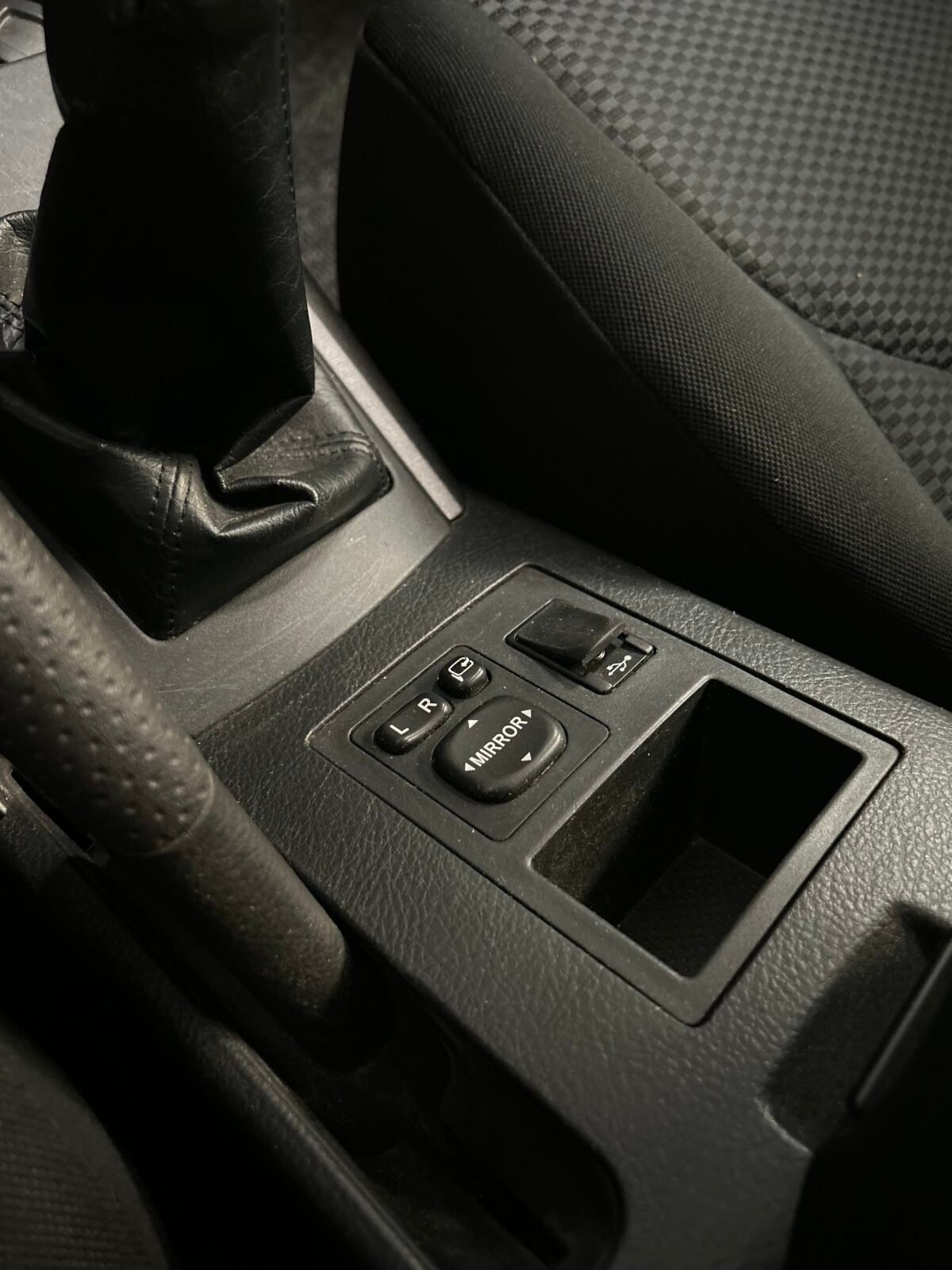 TOYOTA Rav4 2.2 D-4-D Active 