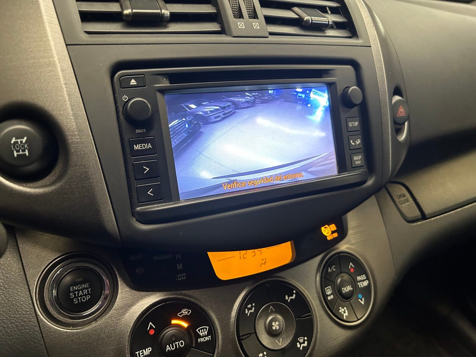 TOYOTA Rav4 2.2 D-4-D Active 