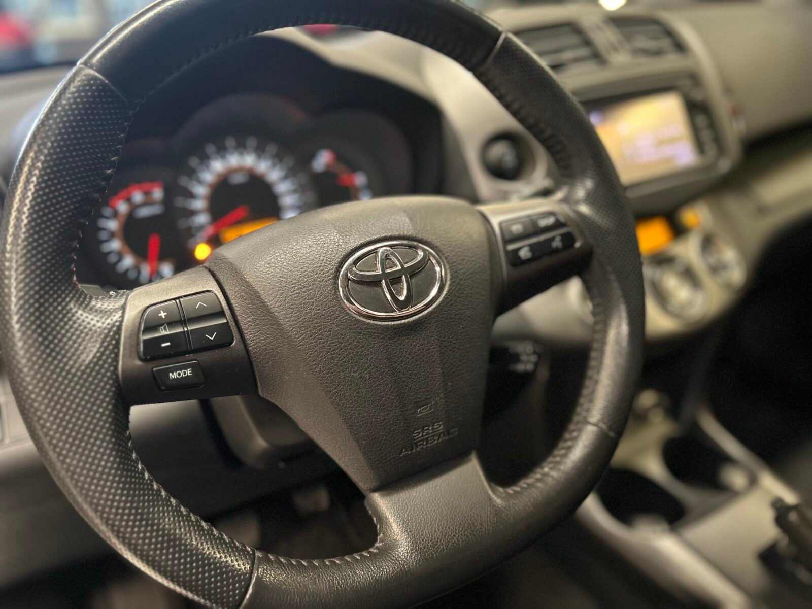 TOYOTA Rav4 2.2 D-4-D Active 