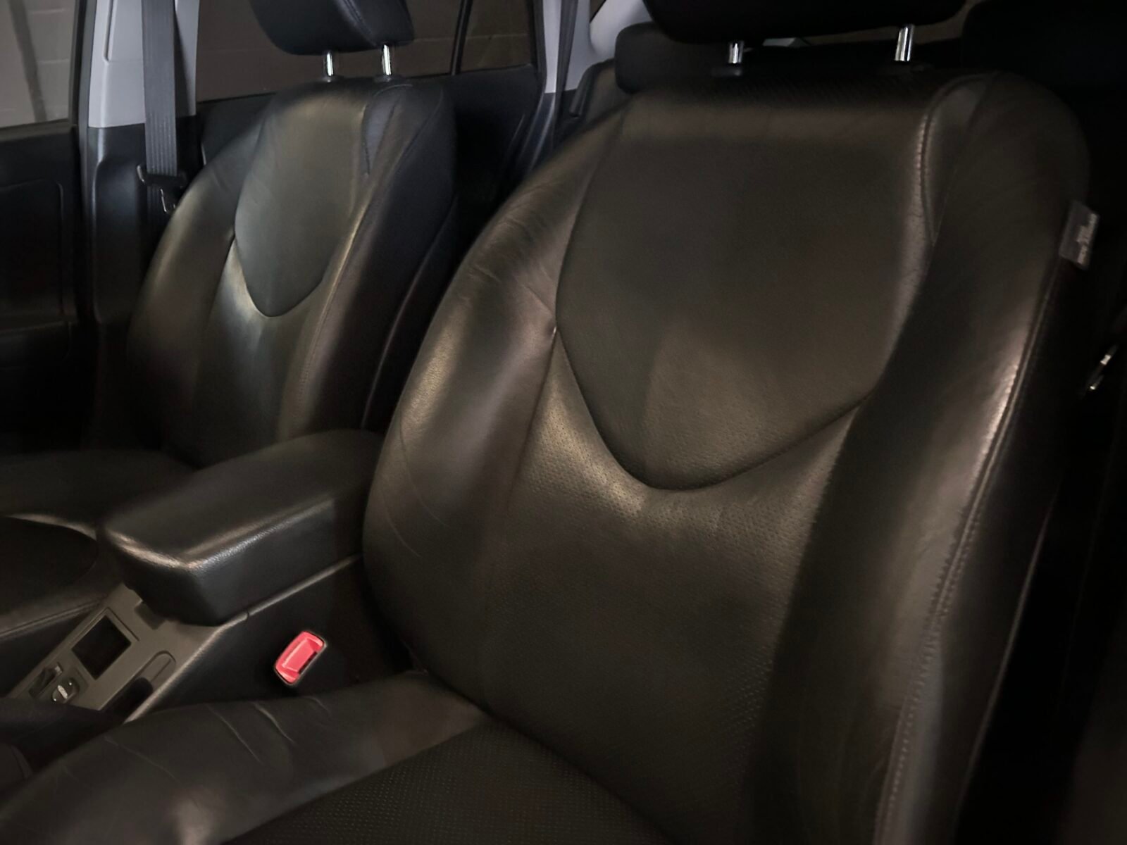 TOYOTA Rav4 2.2 D-4D Executive 4x4