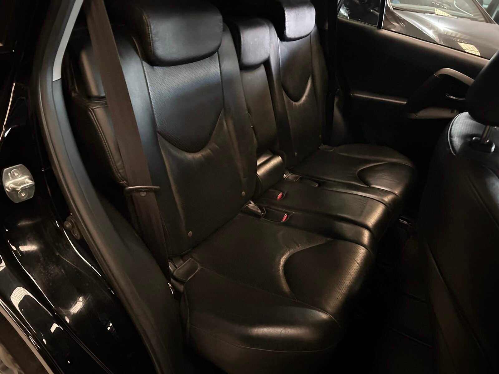 TOYOTA Rav4 2.2 D-4D Executive 4x4