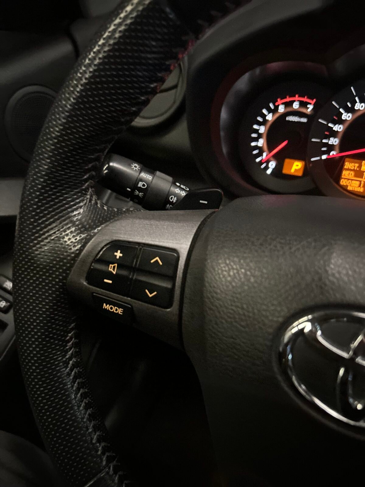 TOYOTA Rav4 2.2 D-4D Executive 4x4