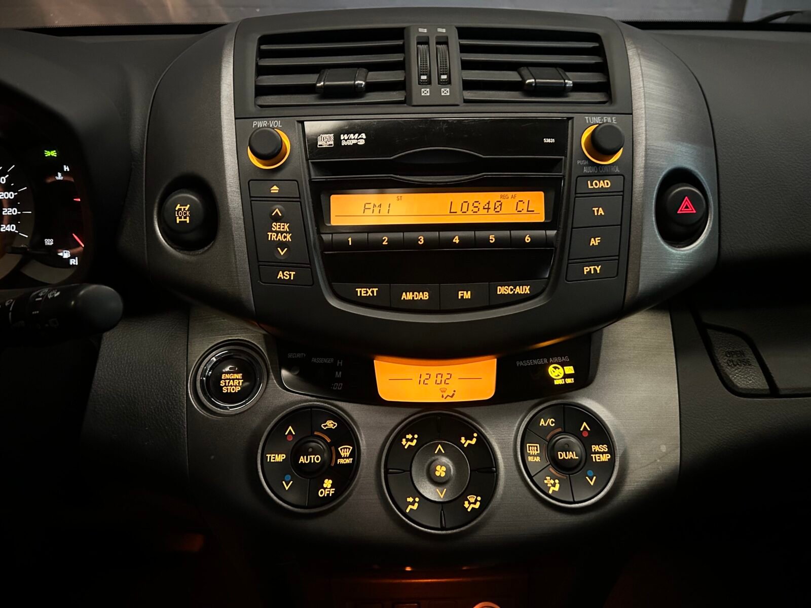 TOYOTA Rav4 2.2 D-4D Executive 4x4