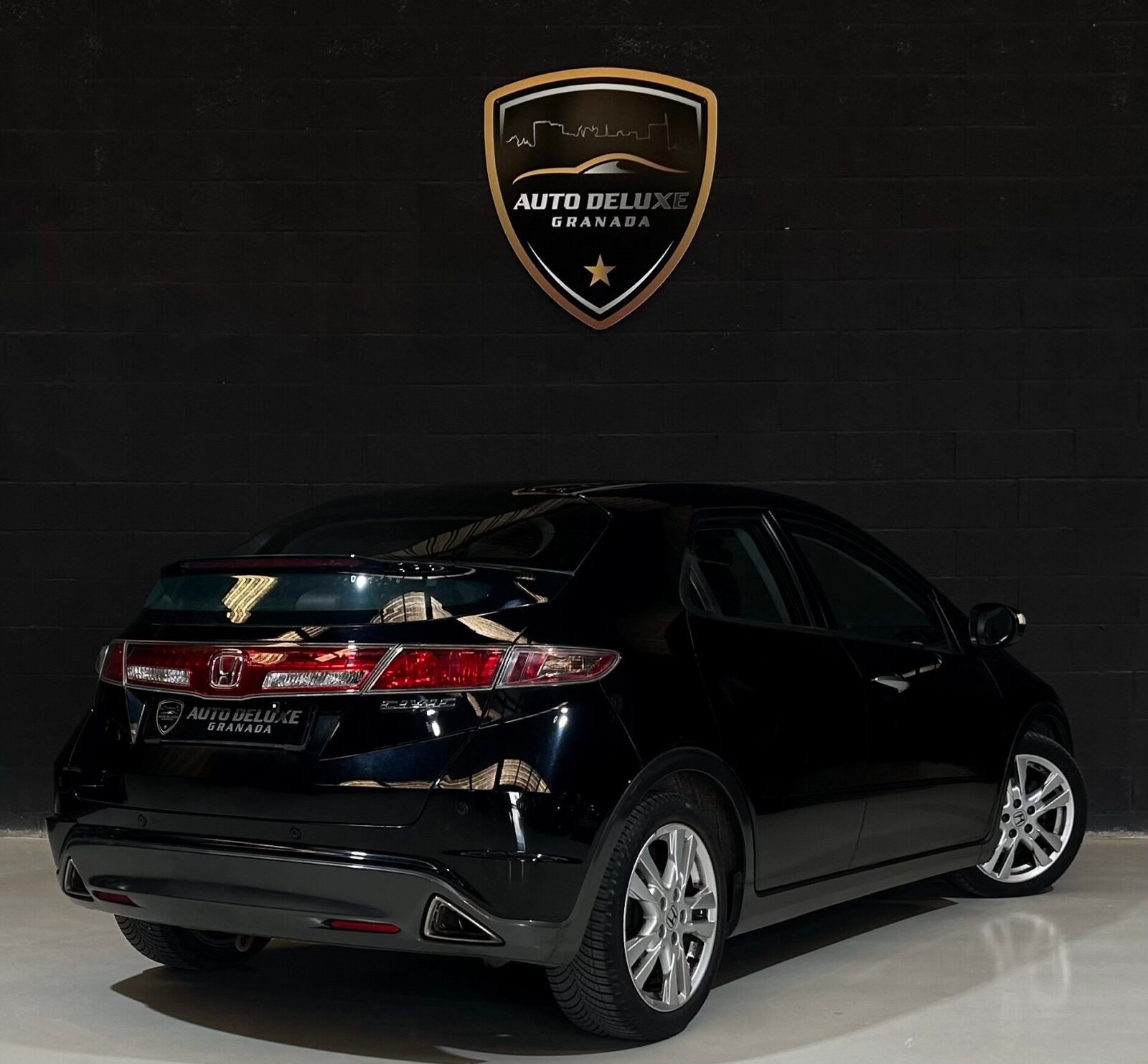 HONDA Civic 1.8 iVTEC Sport