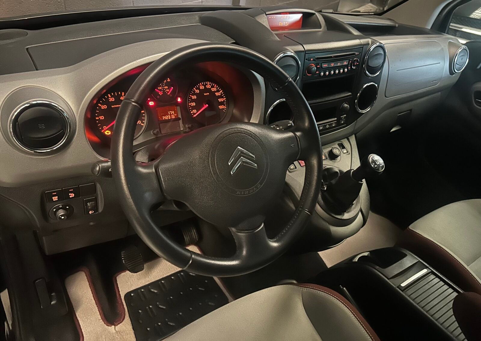 CITROEN Berlingo 1.6 Hdi 110 sx Multispace 