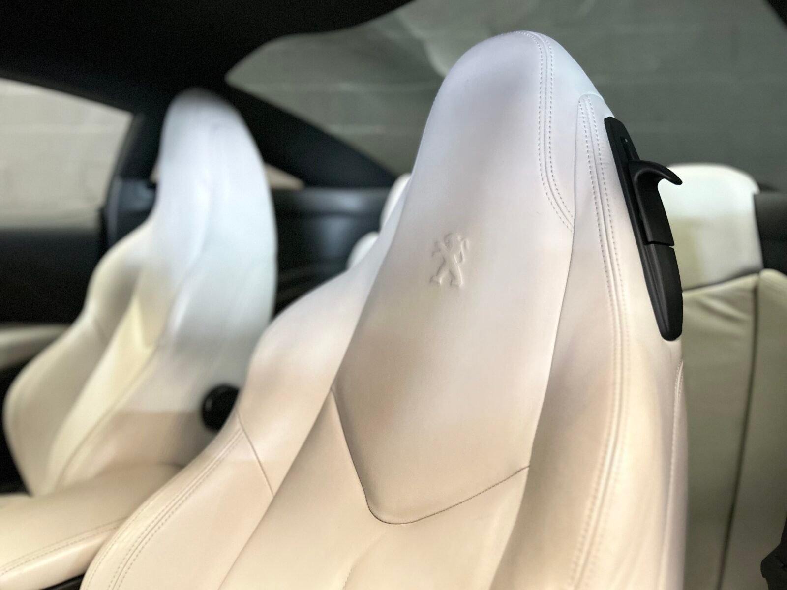 PEUGEOT RCZ 1.6 THP
