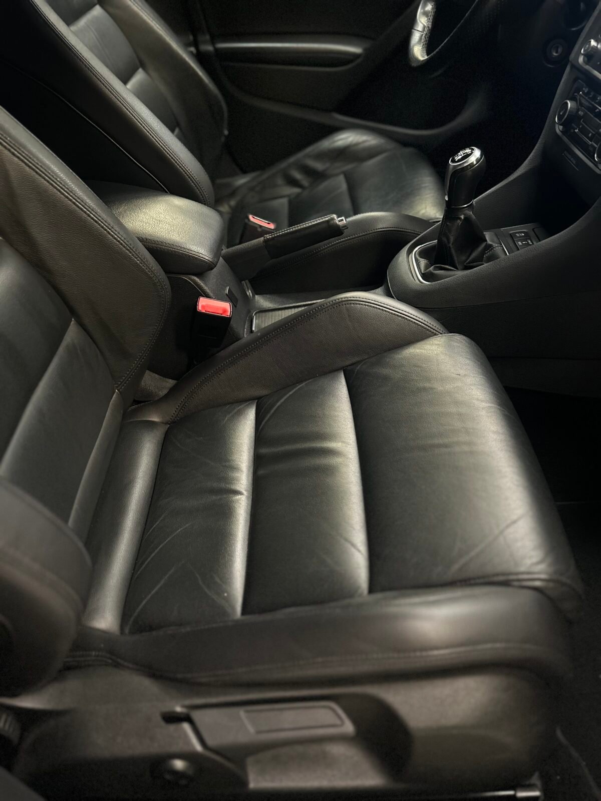 VOLKSWAGEN Golf VI 2.0 TDI GTD