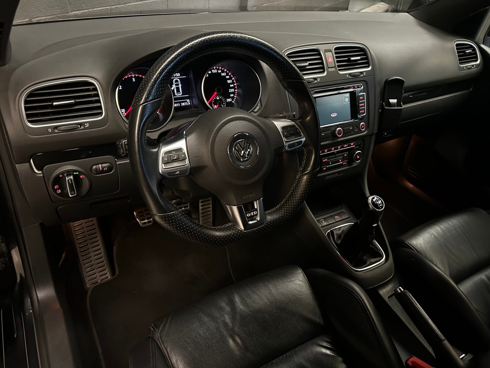 VOLKSWAGEN Golf VI 2.0 TDI GTD