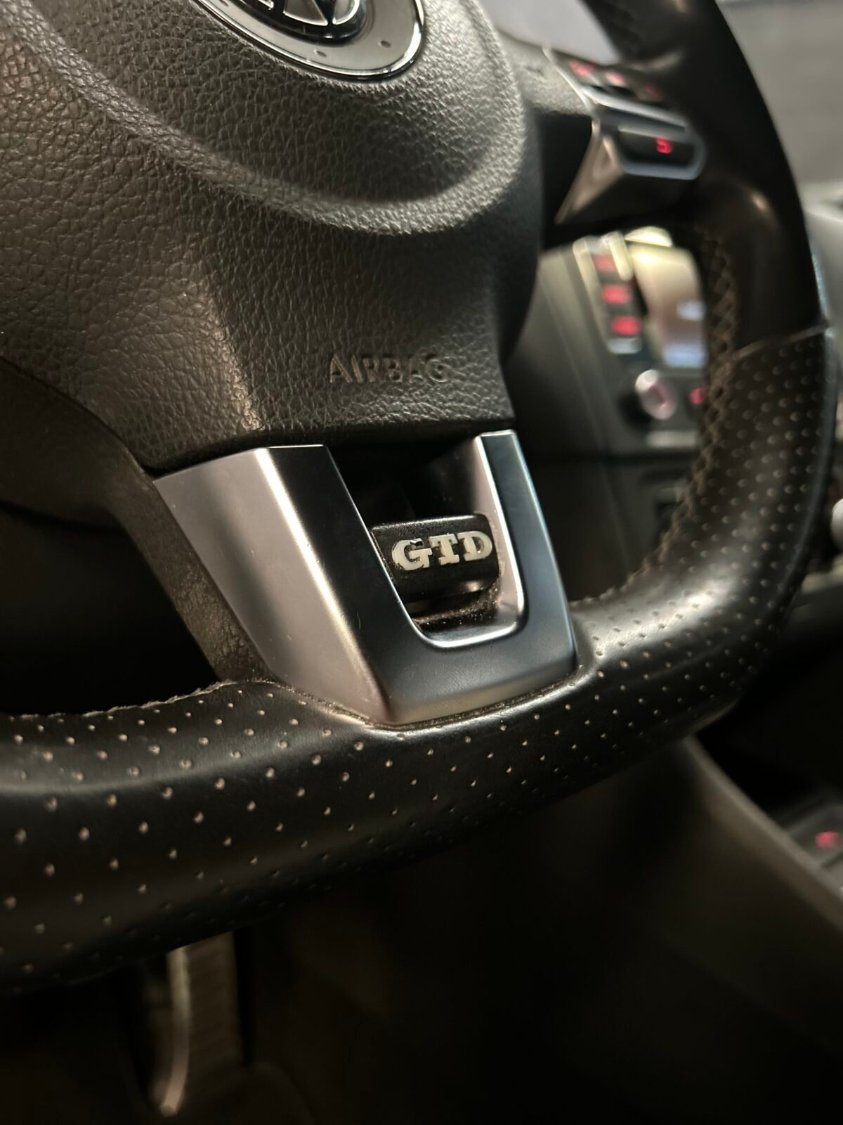 VOLKSWAGEN Golf VI 2.0 TDI GTD