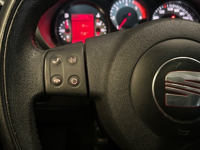 SEAT León 2.0 TDI FR1