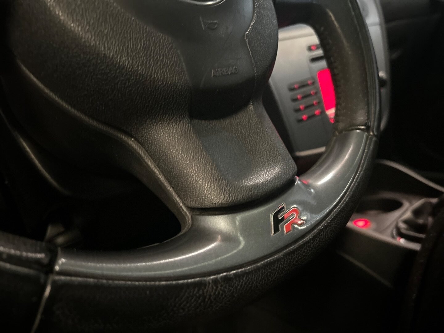 SEAT León 2.0 TDI FR1