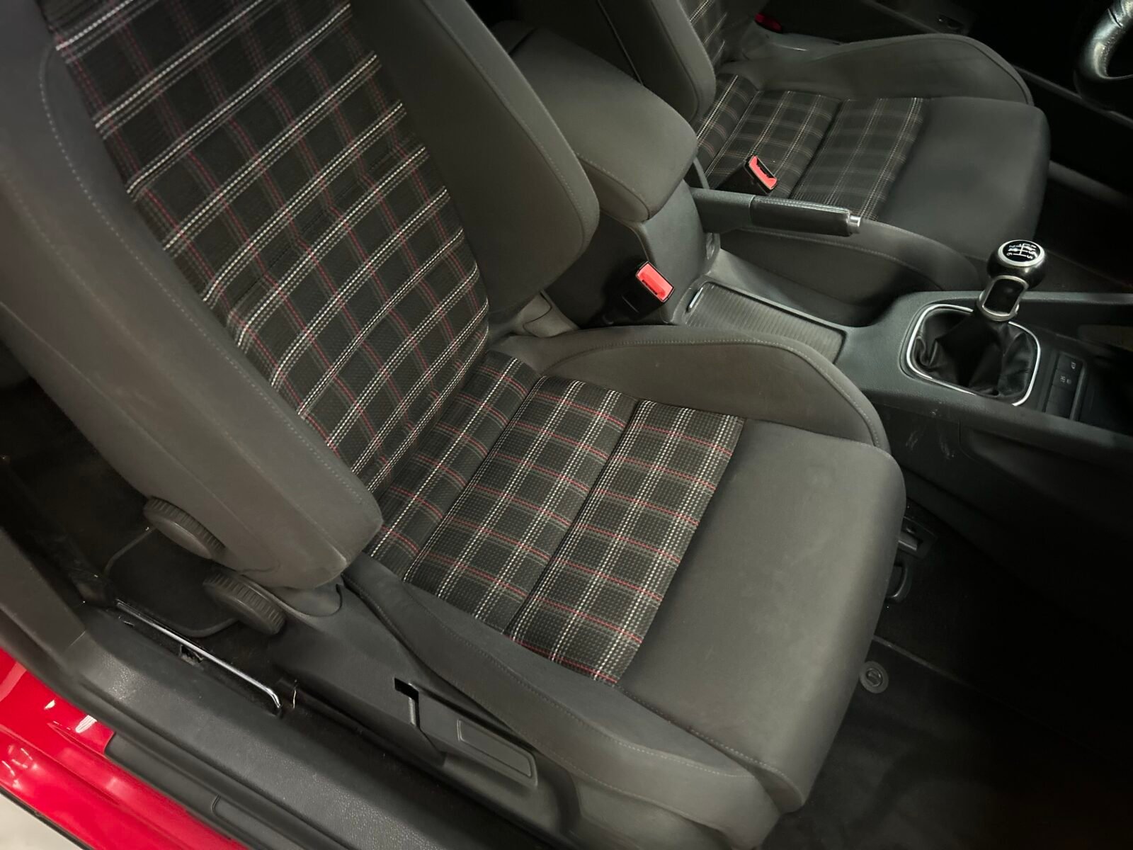 VOLKSWAGEN Golf  V 2.0 TFSI GTI