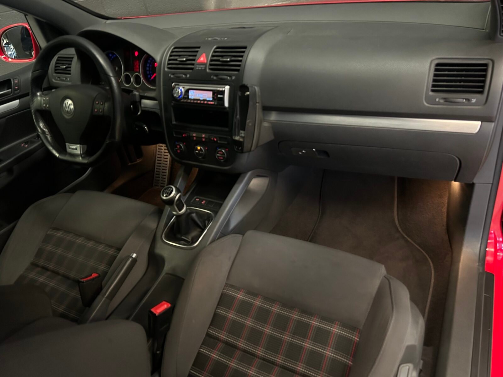 VOLKSWAGEN Golf  V 2.0 TFSI GTI