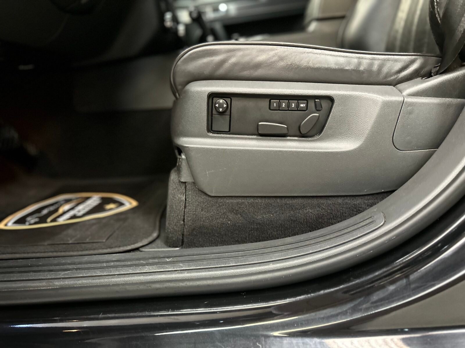 VOLKSWAGEN Touareg 3.0 V6