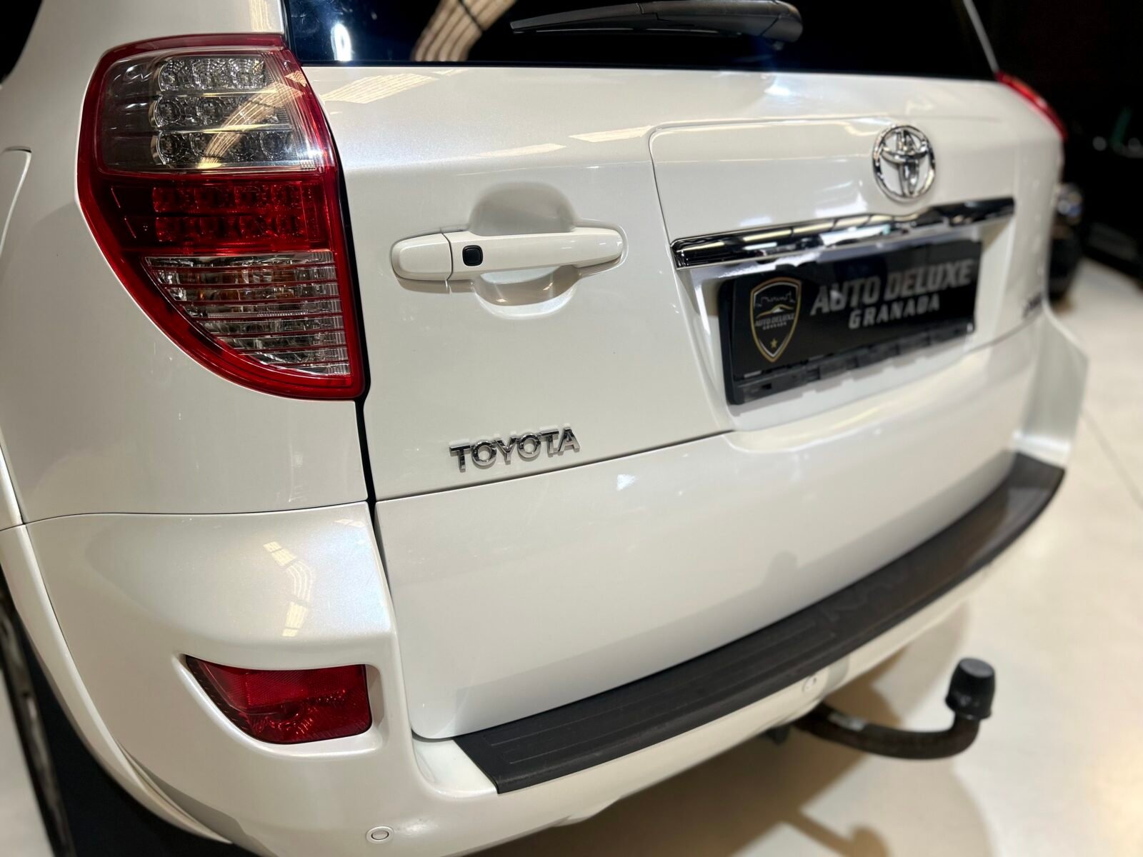 TOYOTA Rav4 2.2 D4d Executive 4x4