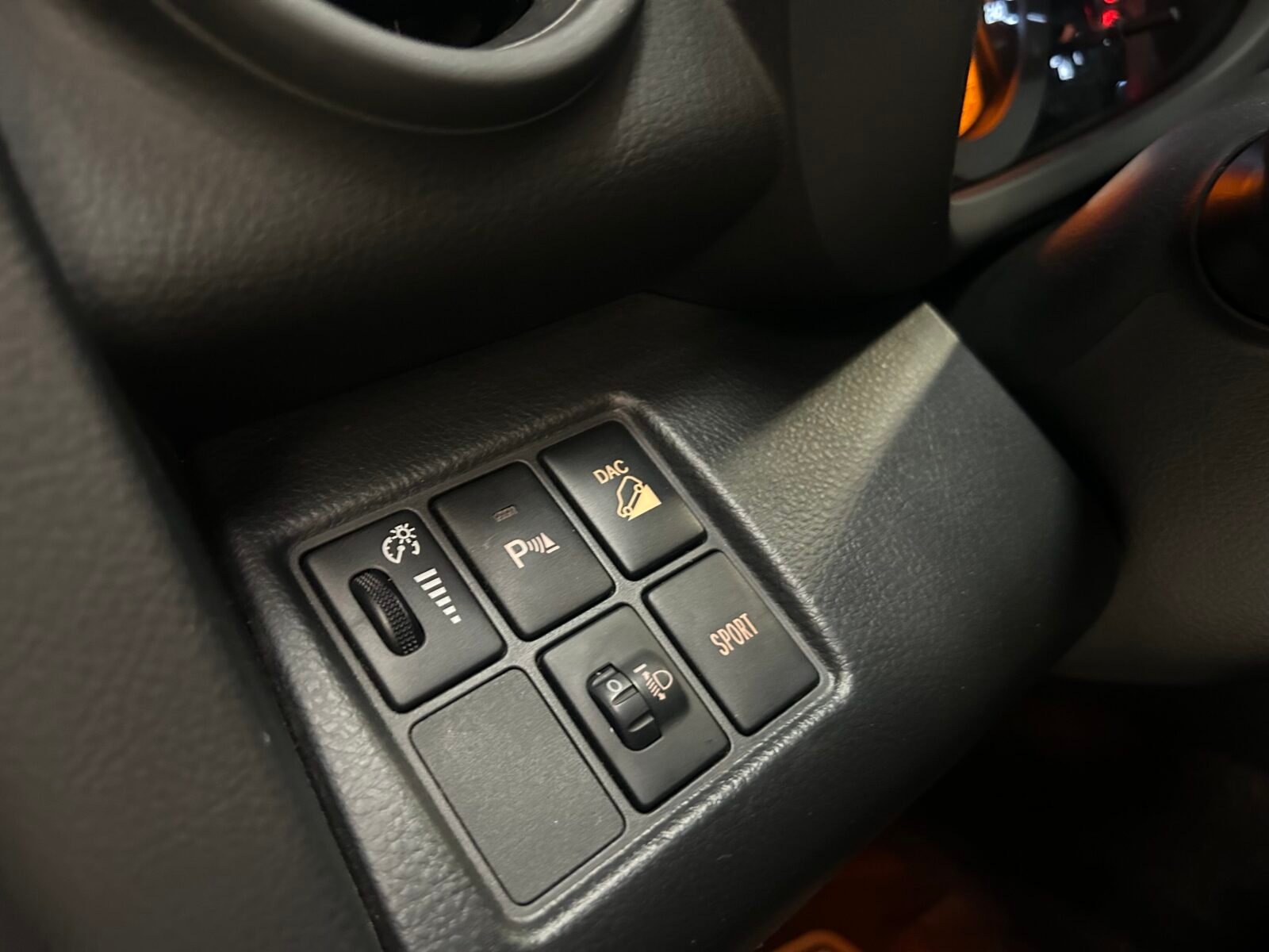 TOYOTA Rav4 2.2 D4d Executive 4x4