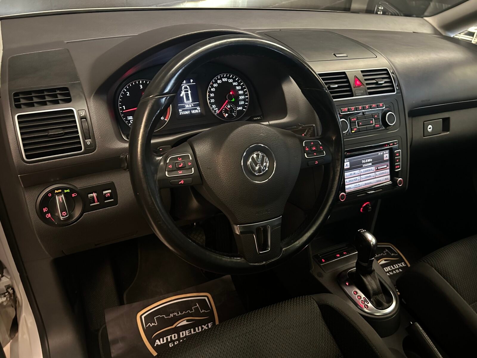 VOLKSWAGEN TOURAN 2.0 TDI DSG ADVANCE 7 PLAZAS