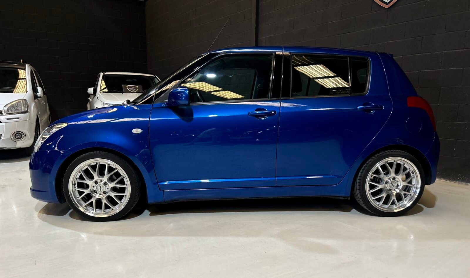 SUZUKI Swift 1.3