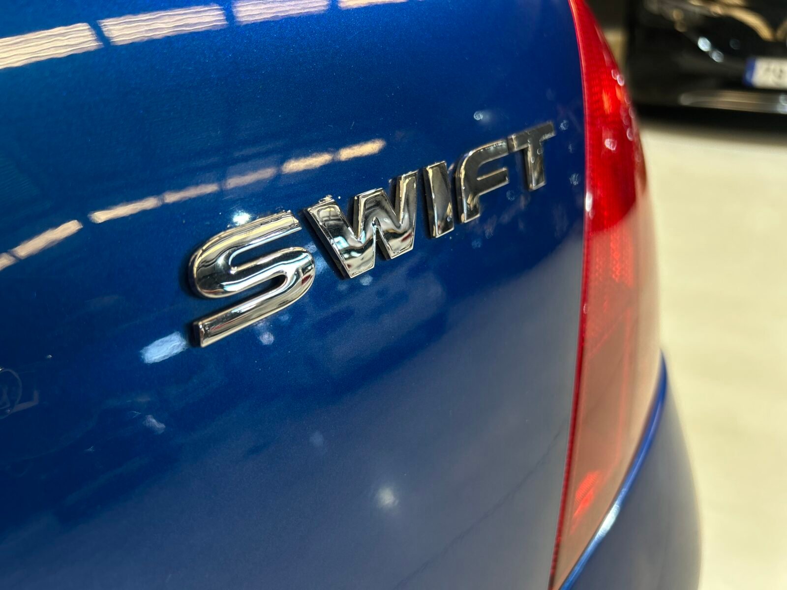 SUZUKI Swift 1.3