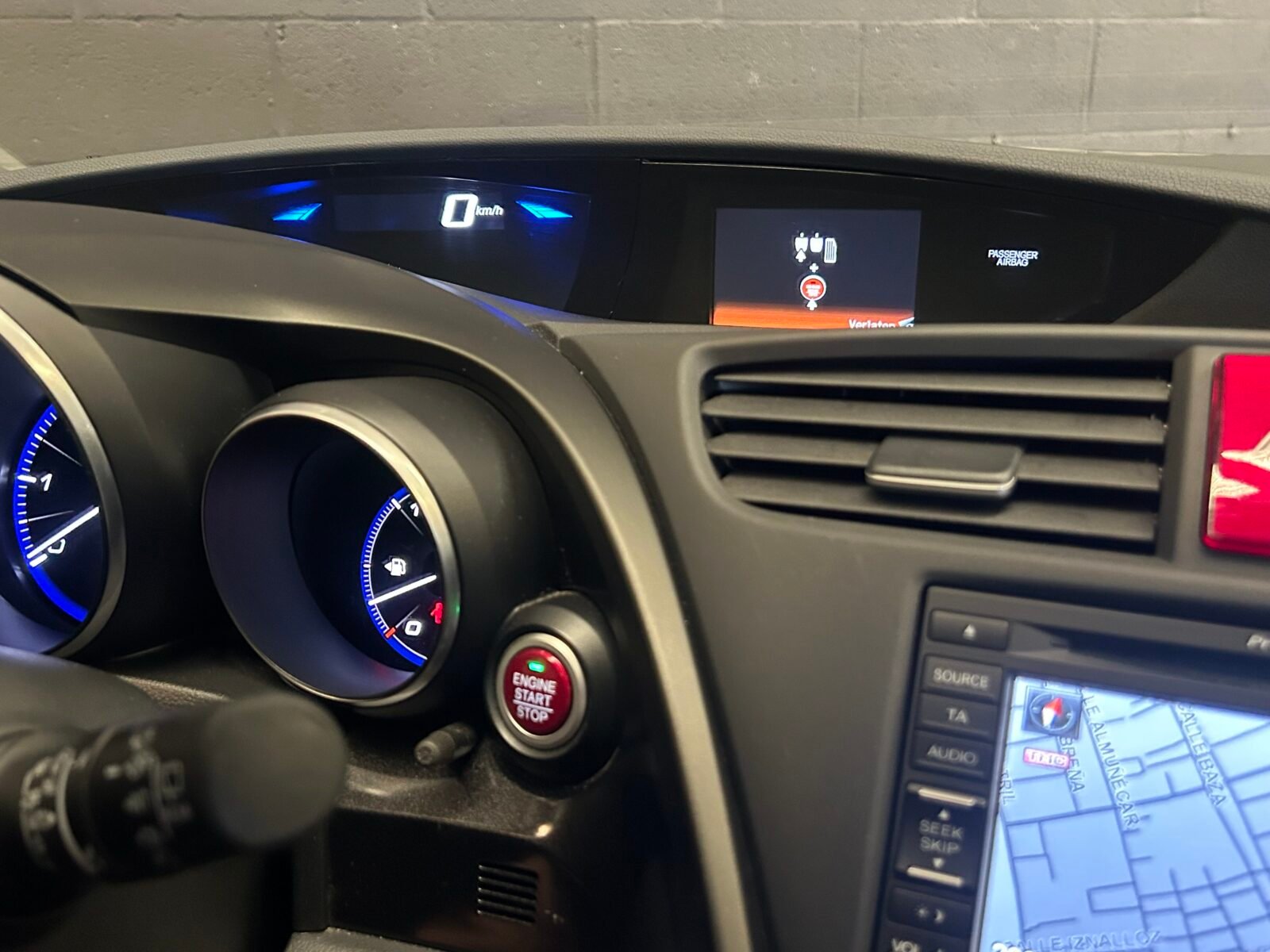 HONDA Civic 2.2 iDTEC EXECUTIVE NAVI 