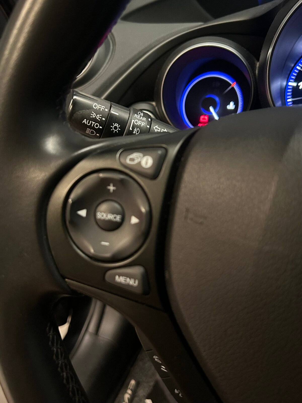 HONDA Civic 2.2 iDTEC EXECUTIVE NAVI 